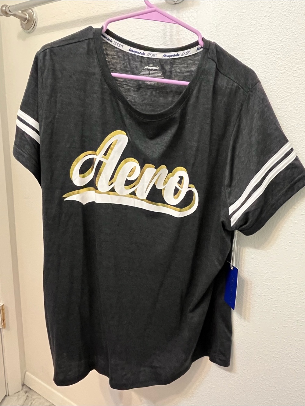 Aeropostale women gray T- Shirt Size 3X